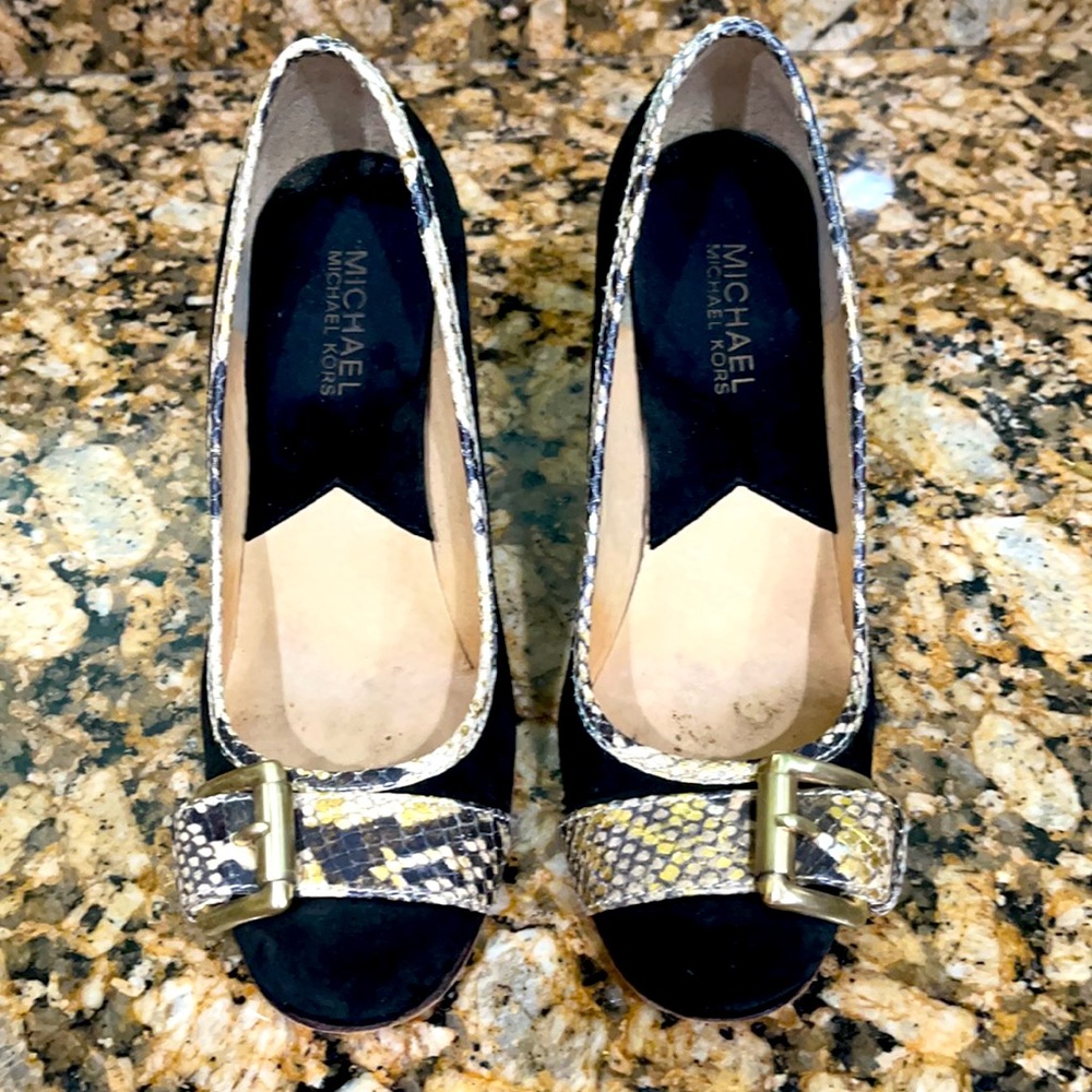 Michael Kors pumps